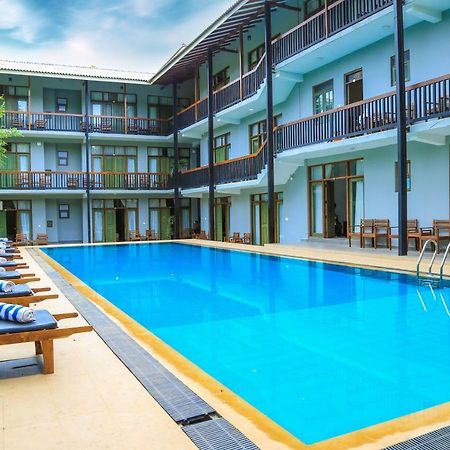 Fresco Water Villa Σιγκιρίγια Εξωτερικό φωτογραφία